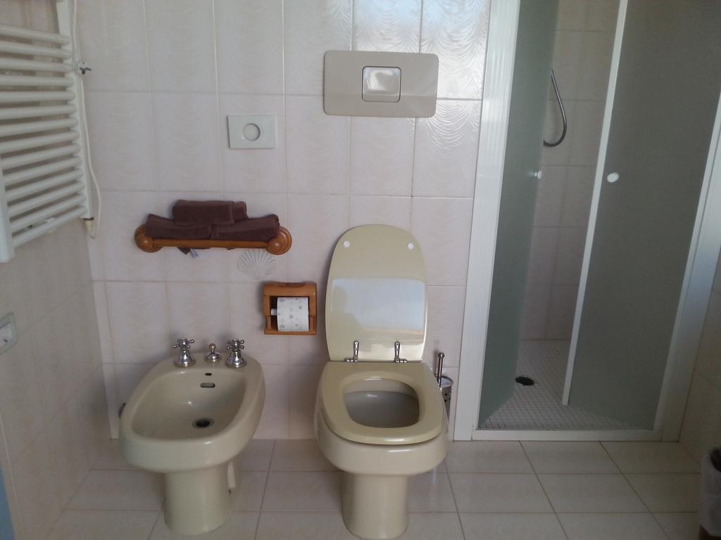 Residence Nocchiero Riccione Phòng bức ảnh