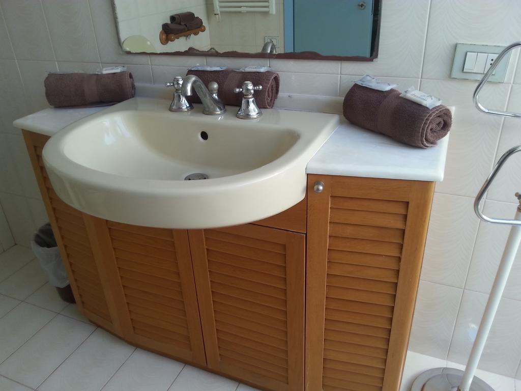 Residence Nocchiero Riccione Phòng bức ảnh