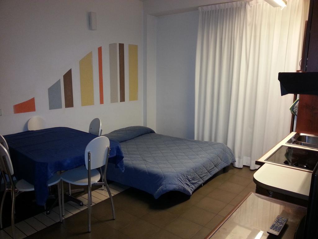 Residence Nocchiero Riccione Phòng bức ảnh